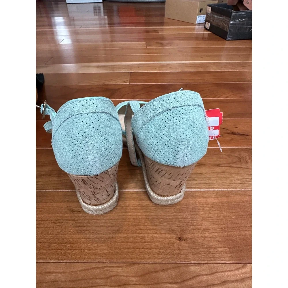 Isaac Mizrahi Live!‎ Turquoise Mist Wedge Sandals 8M
